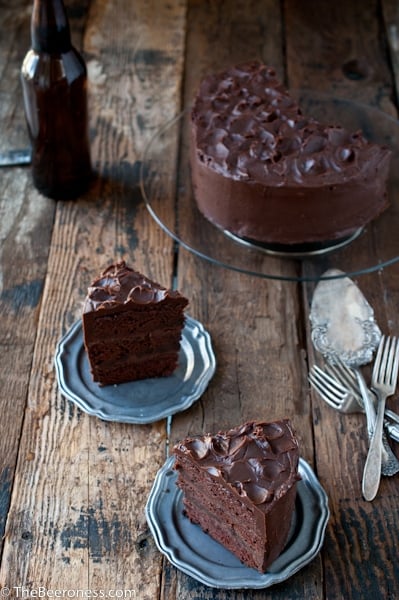 Chocolate Stout Skillet Cake - Homemade In The Kitchen