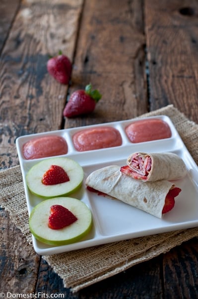 Lunch Box Idea- Strawberry Lovers Lunch #BuildABetterLunchBox 