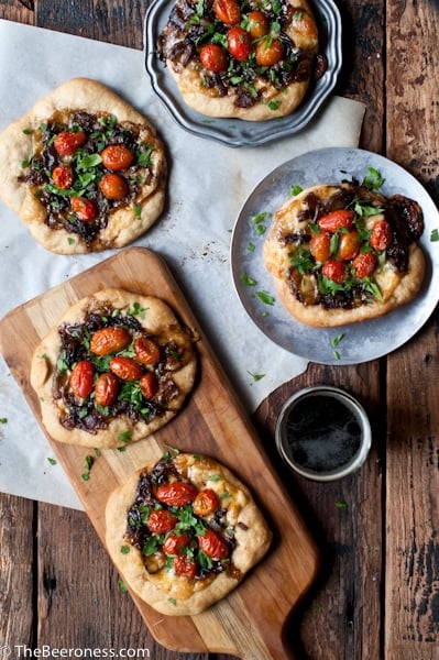 https://domesticfits.com/wp-content/uploads/2014/03/Porter-Caramelized-Flatbreads-with-Smoked-Gouda-and-Roasted-Tomatoes-2.jpg