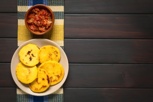 traditional venezuelan food arepa